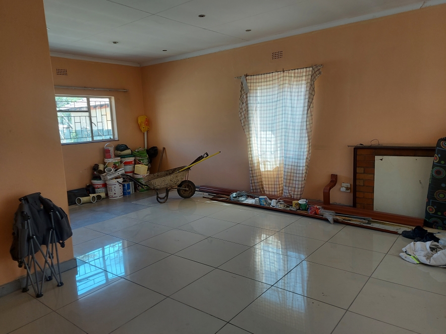 3 Bedroom Property for Sale in Oos Einde North West